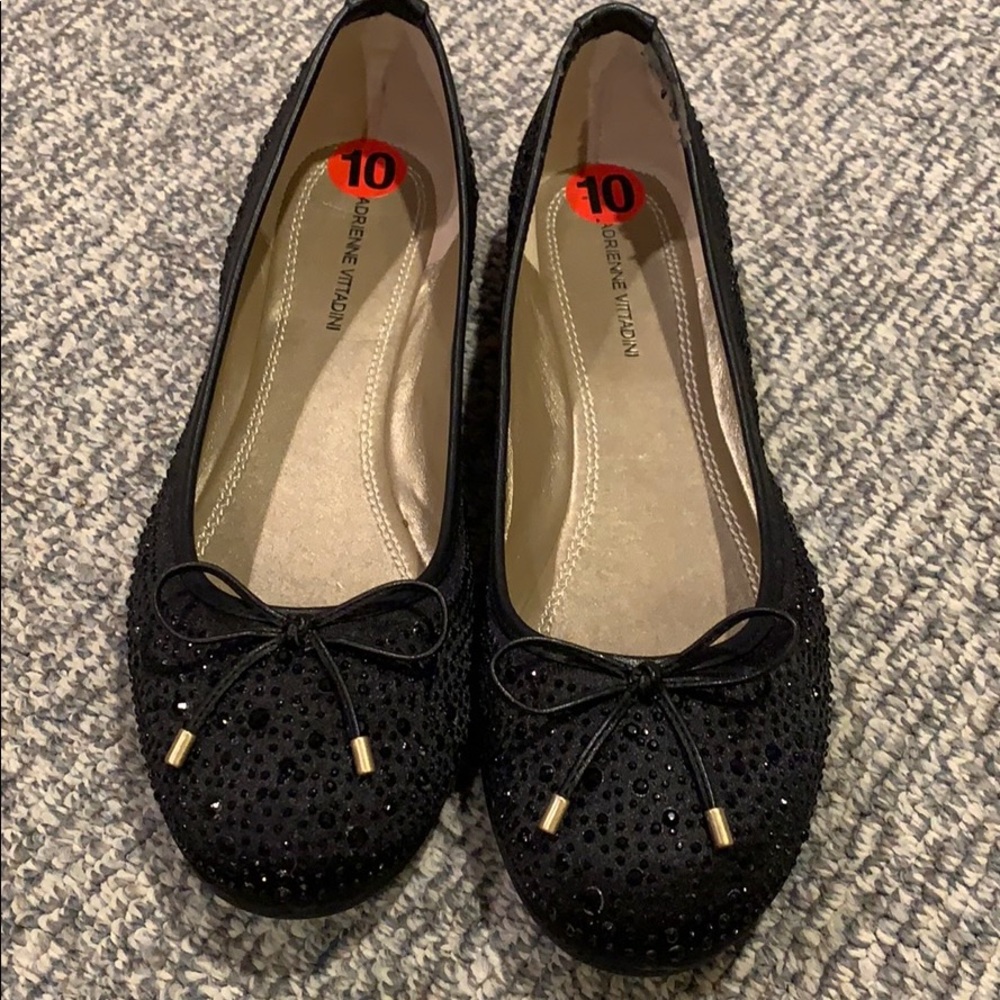 Adrienne Vittadini flat